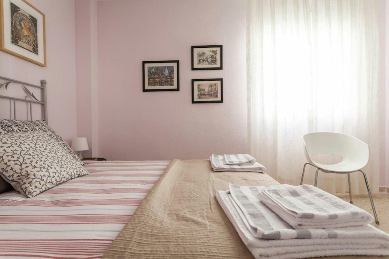 Apartamento Jardin De Santa Paula Sevilla Eksteriør billede