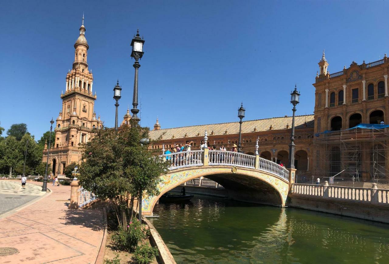 Apartamento Jardin De Santa Paula Sevilla Eksteriør billede